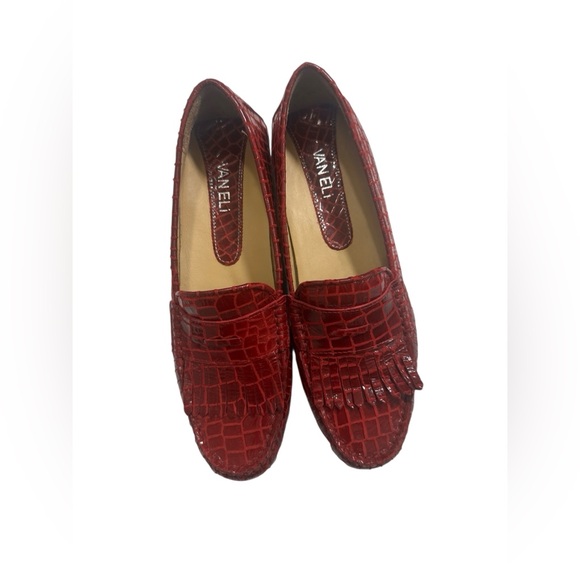 Vaneli Burgundy Crocodile Pattern Loafers - Picture 1 of 15